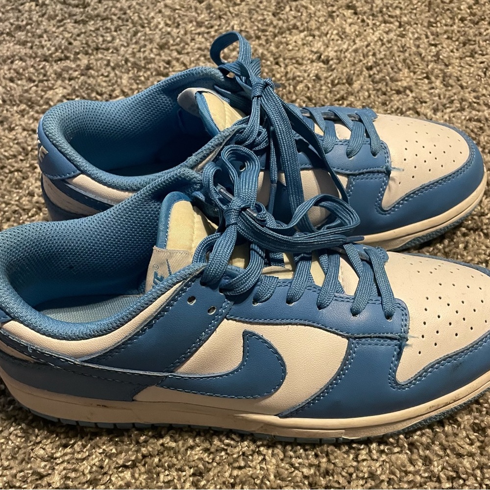 Nike University Blue Low Dunks Men’s size 8.5